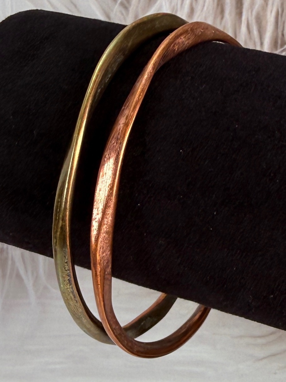 Vintage Minimalist Hammered Metal Bangle Bracelets Brasstone & Coppertone
